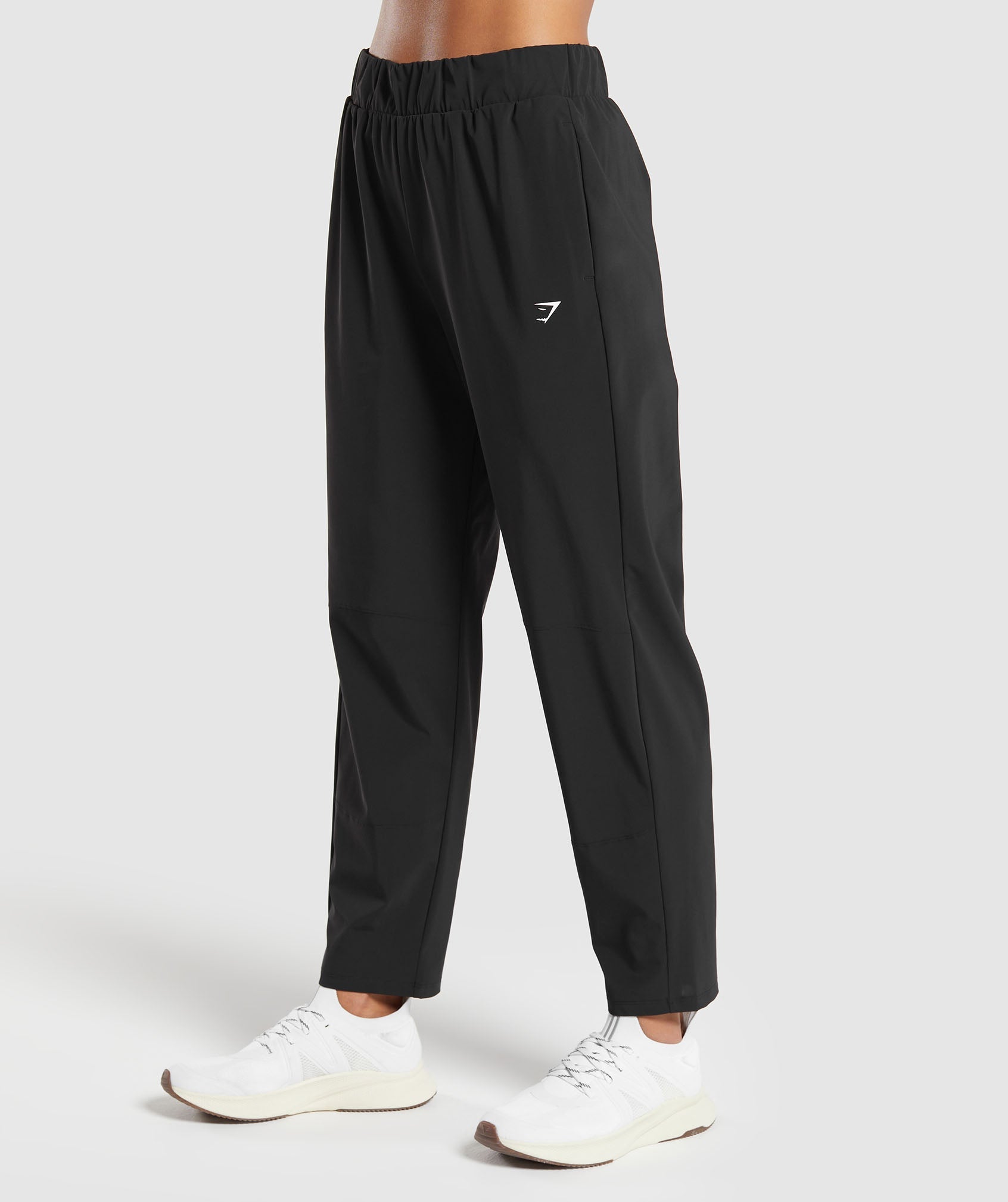 Women's Gymshark Tapered Woven Pants Black — Gymshark | Authentic India