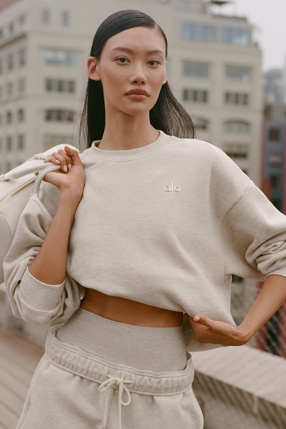 Accolade Crew Neck Pullover - Oatmeal Heather — Alo Yoga | Authentic India