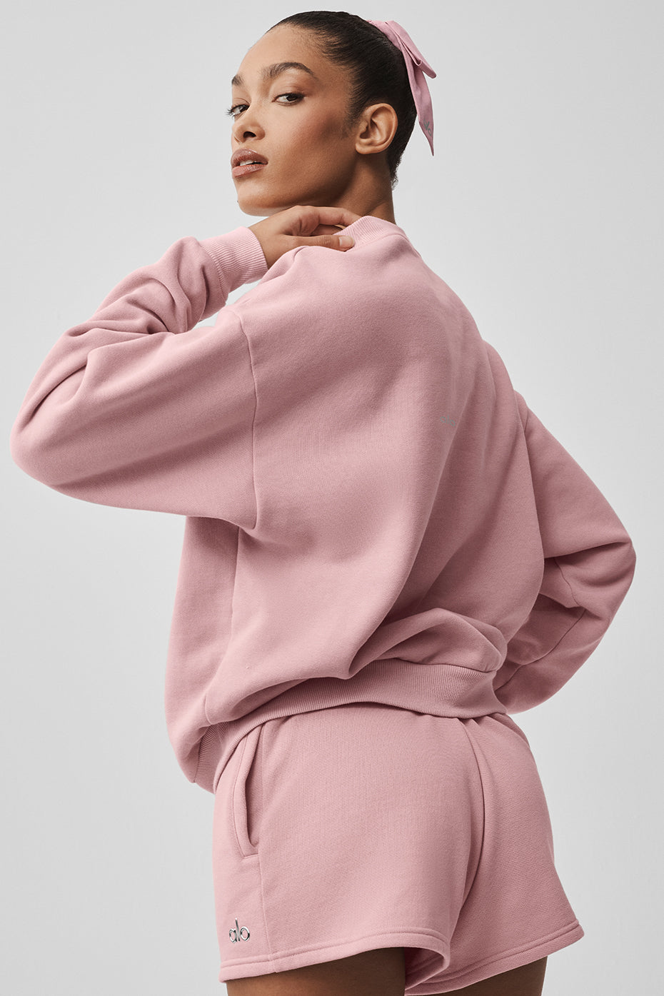 Accolade Crew Neck Pullover - Vintage Pink — Alo Yoga | Authentic India