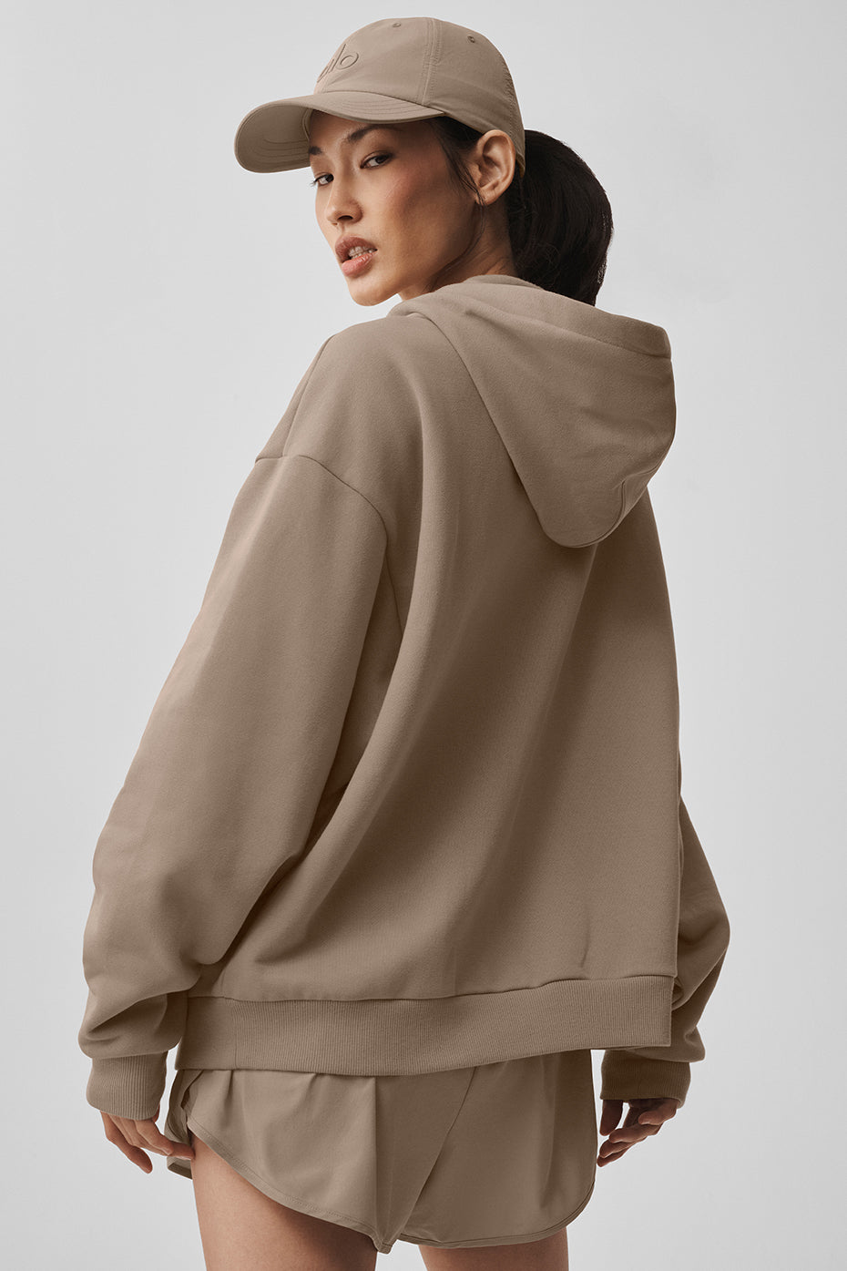 Accolade Full Zip Hoodie - Gravel — Alo Yoga | Authentic India
