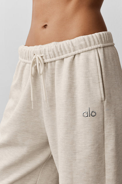 Accolade Straight Leg Sweatpant - Oatmeal Heather — Alo Yoga | Authentic India