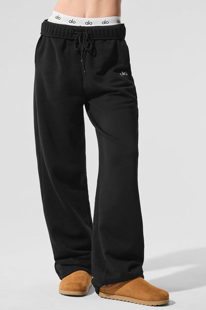Accolade Straight Leg Sweatpant - Black — Alo Yoga | Authentic India