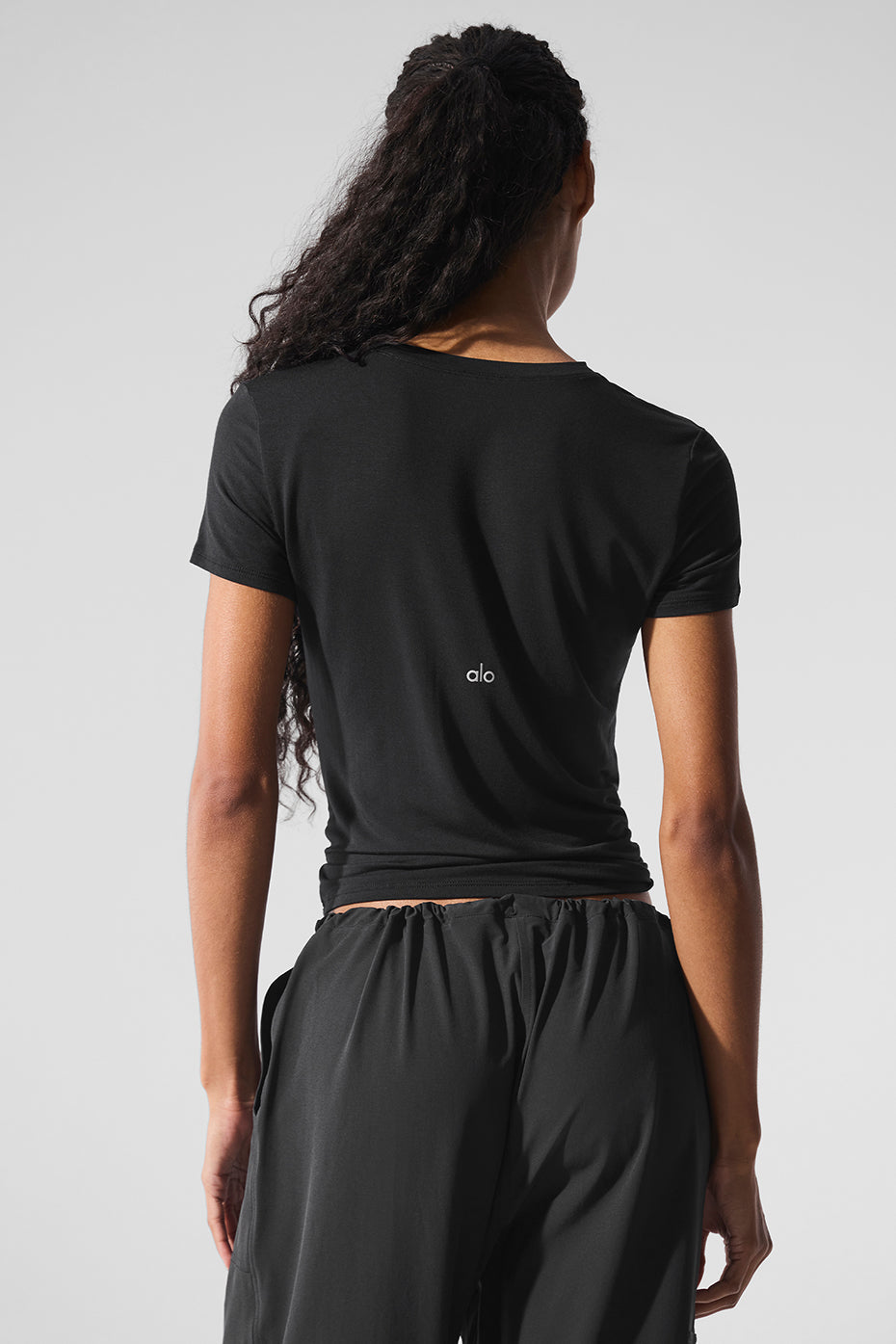 All Day Short Sleeve - Black — Alo Yoga | Authentic India