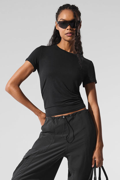 All Day Short Sleeve - Black — Alo Yoga | Authentic India