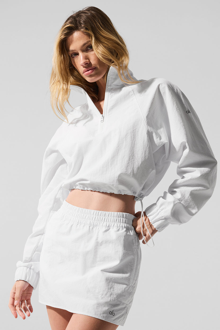 Cropped 1/4 Zip Alumni Pullover - White — Alo Yoga | Authentic India