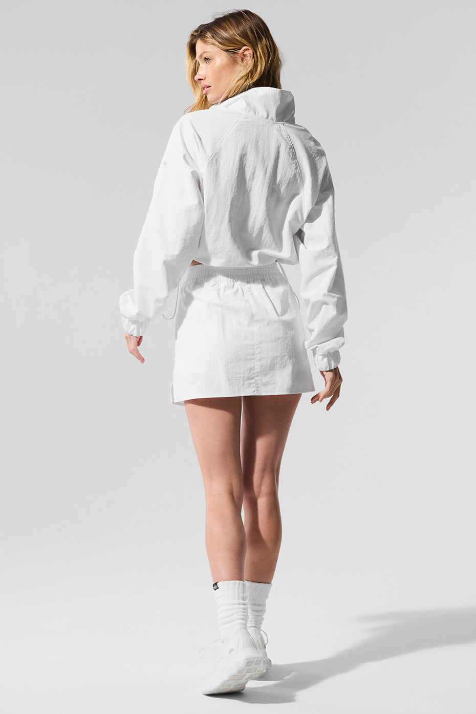 Cropped 1/4 Zip Alumni Pullover - White — Alo Yoga | Authentic India