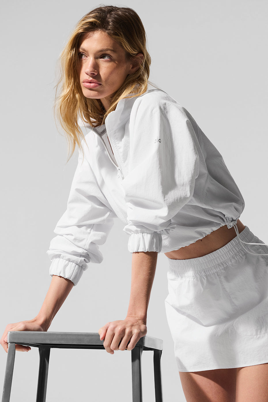 Cropped 1/4 Zip Alumni Pullover - White — Alo Yoga | Authentic India
