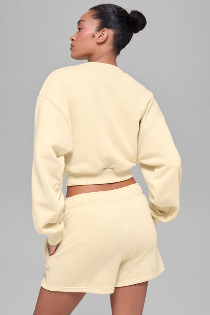 Cropped Accolade Crewneck - Candlelight Yellow — Alo Yoga | Authentic India