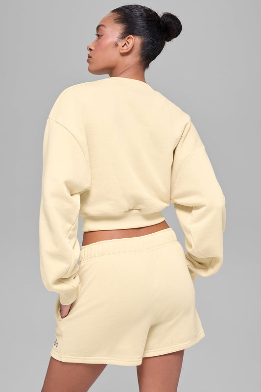 Cropped Accolade Crewneck - Candlelight Yellow — Alo Yoga | Authentic India