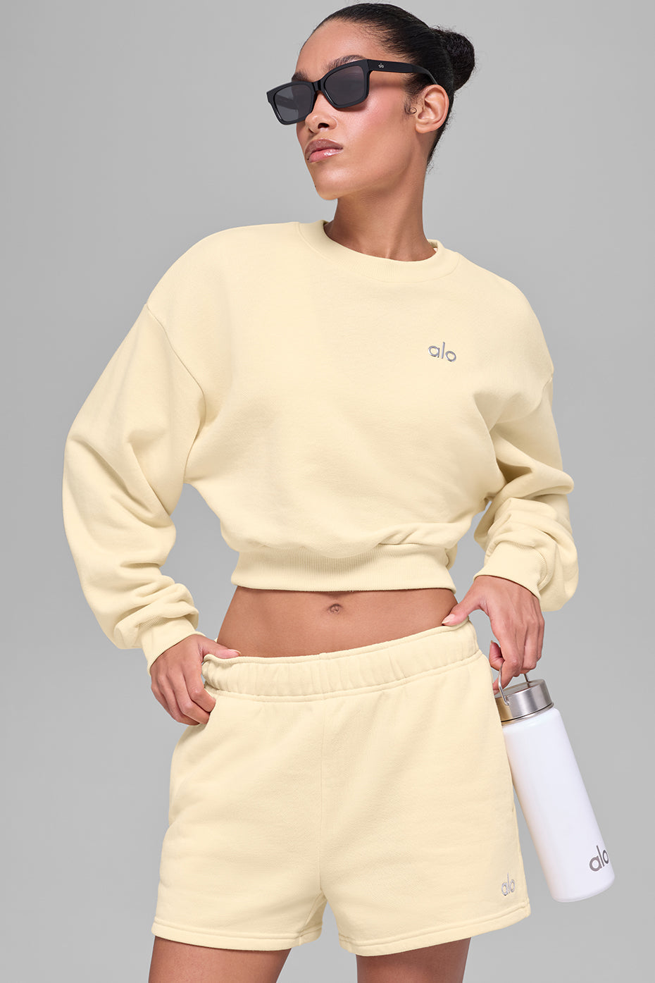 Cropped Accolade Crewneck - Candlelight Yellow — Alo Yoga | Authentic India