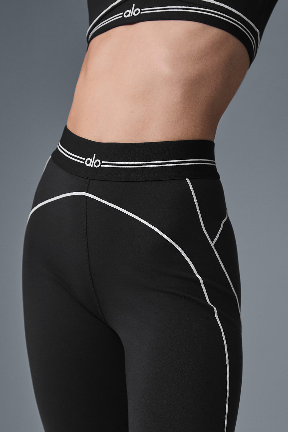 Airbrush High-Waist Heart Throb Legging - Black/White — Alo Yoga | Authentic India