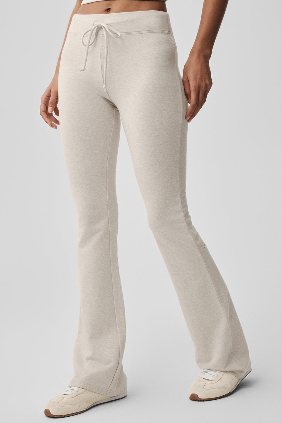 Sway Bootcut Sweatpant - Oatmeal Heather — Alo Yoga | Authentic India