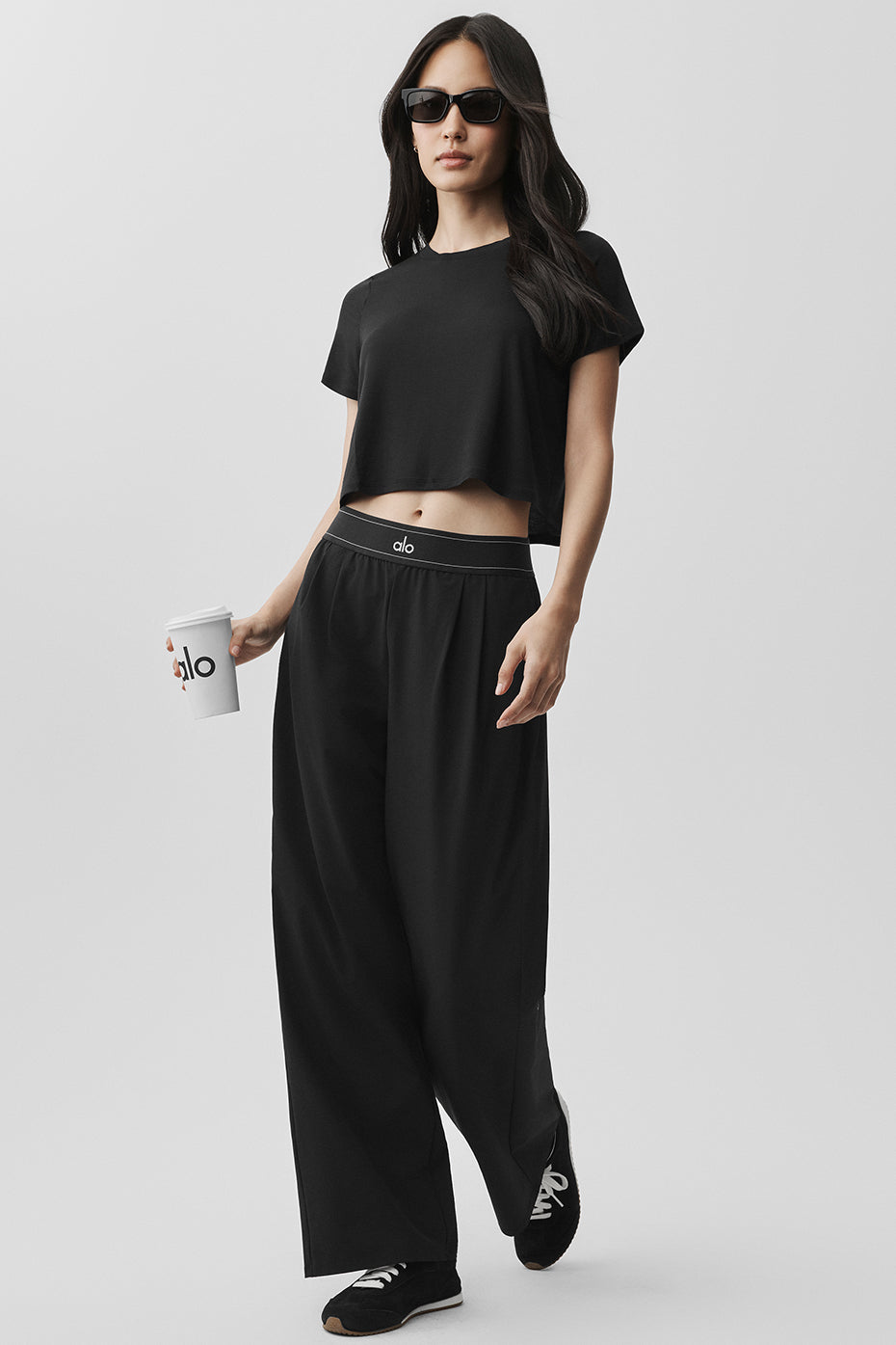 Suit Up Trouser (Regular) - Black — Alo Yoga | Authentic India