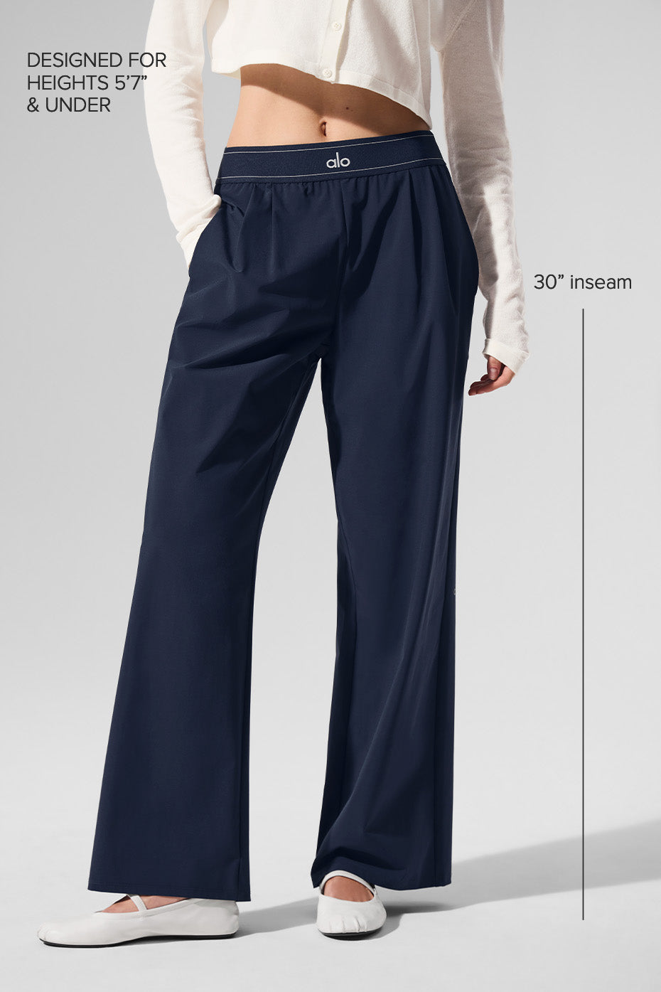 Suit Up Trouser (Regular) - Navy — Alo Yoga | Authentic India