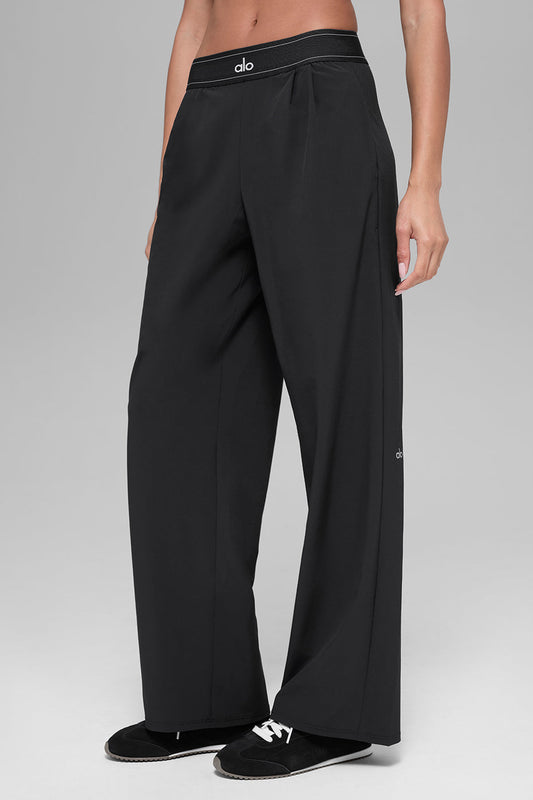 Suit Up Trouser (Long) - Black — Alo Yoga | Authentic India