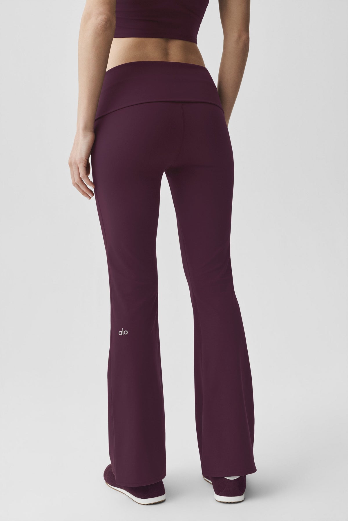 ALO Softsculpt Foldover Flare Legging (Short) - Rich Bordeaux