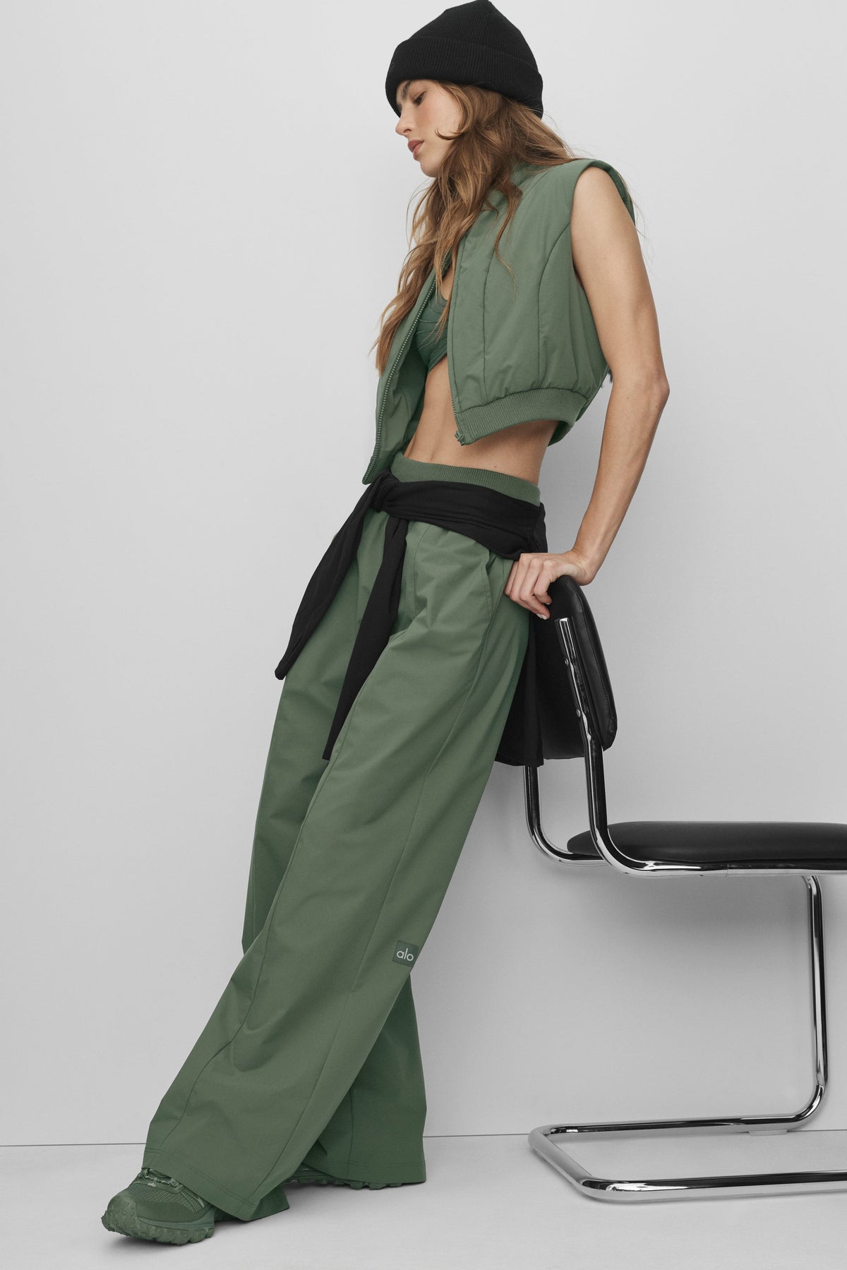High-Waist Momentum Straight Leg Pant - Bamboo Green