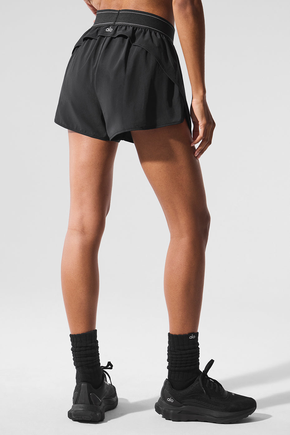 Match Point Short - Black — Alo Yoga | Authentic India