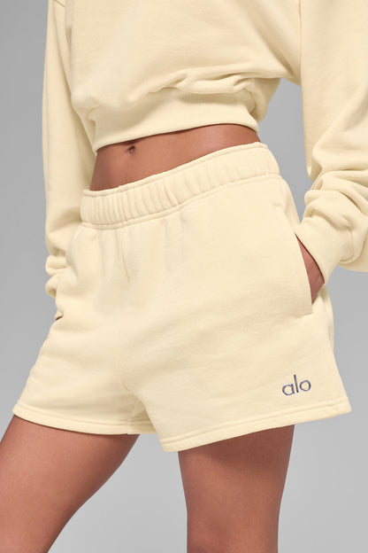 Accolade Short - Candlelight Yellow — Alo Yoga | Authentic India
