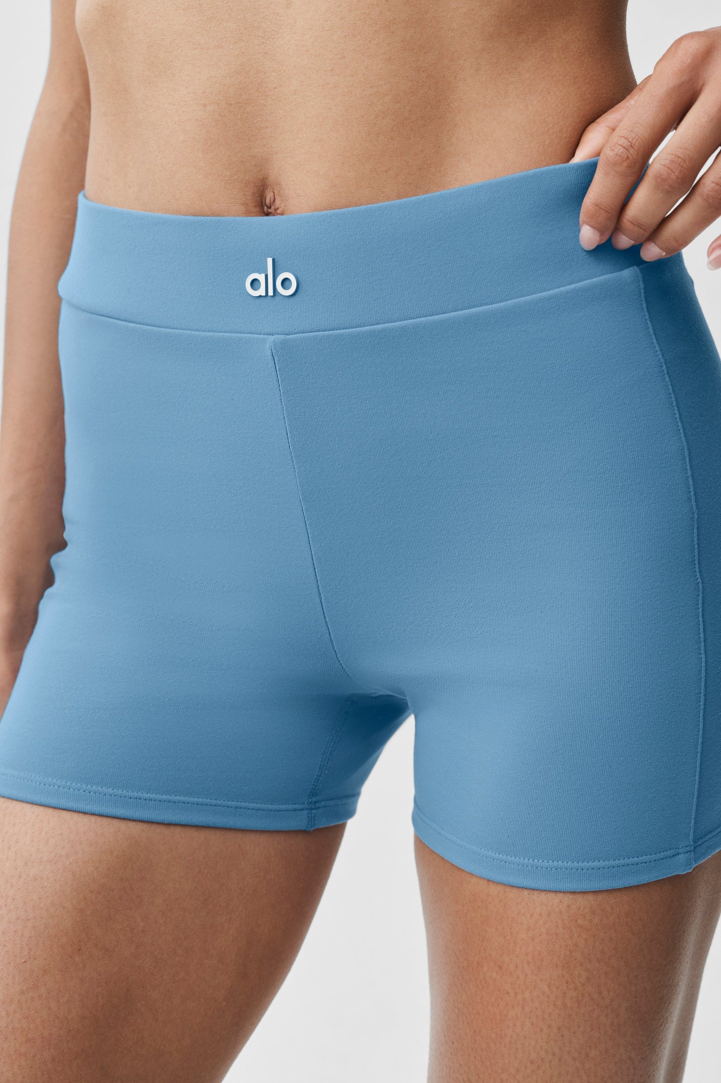 3" Airbrush High-Waist Aura Short - California Blue