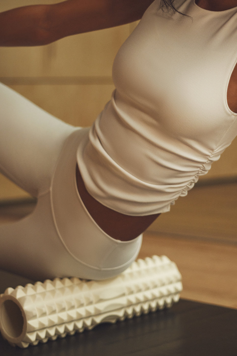 Ribbed En Pointe Tank - Ivory — Alo Yoga | Authentic India