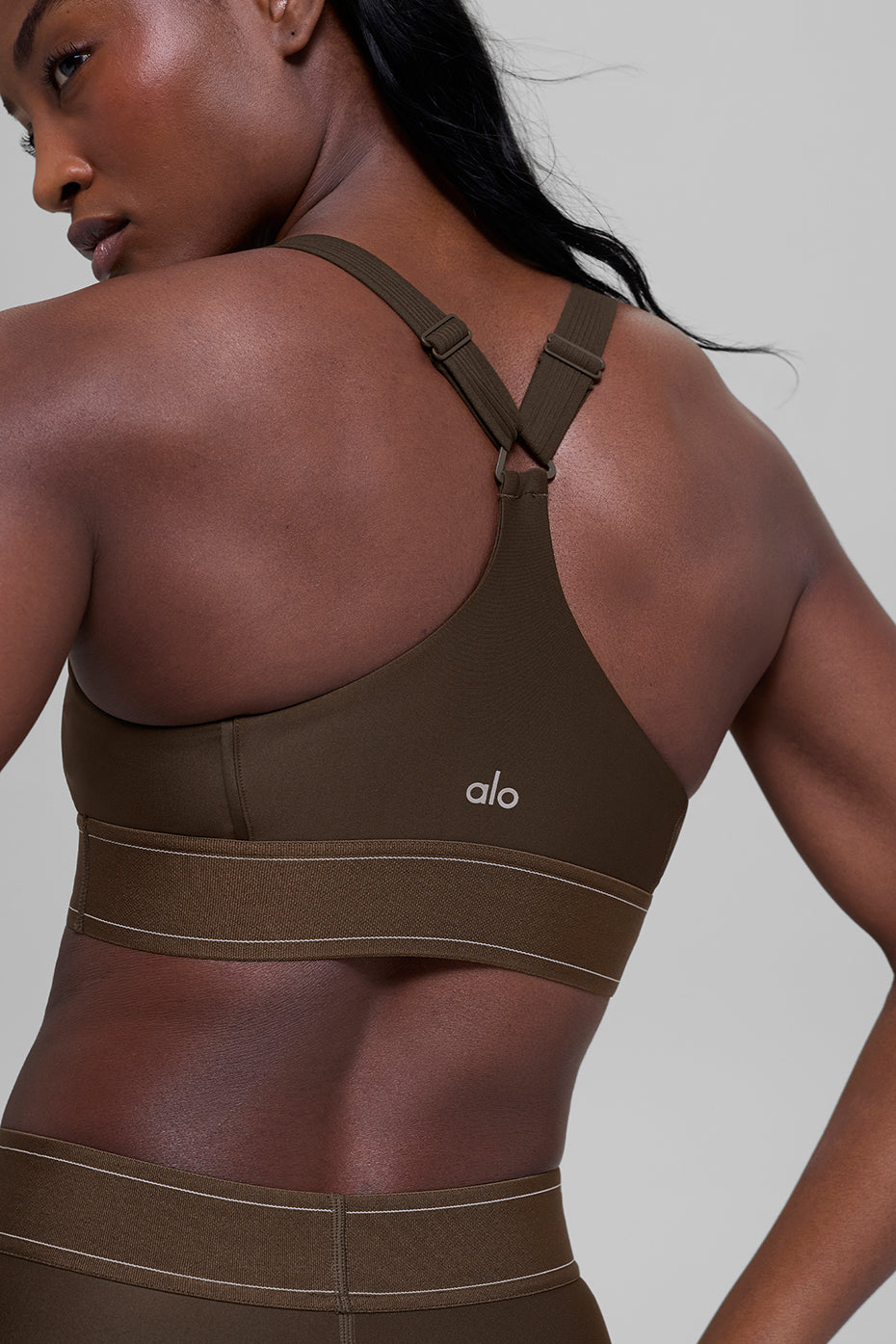 Airlift Suit Up Bra - Espresso — Alo Yoga | Authentic India