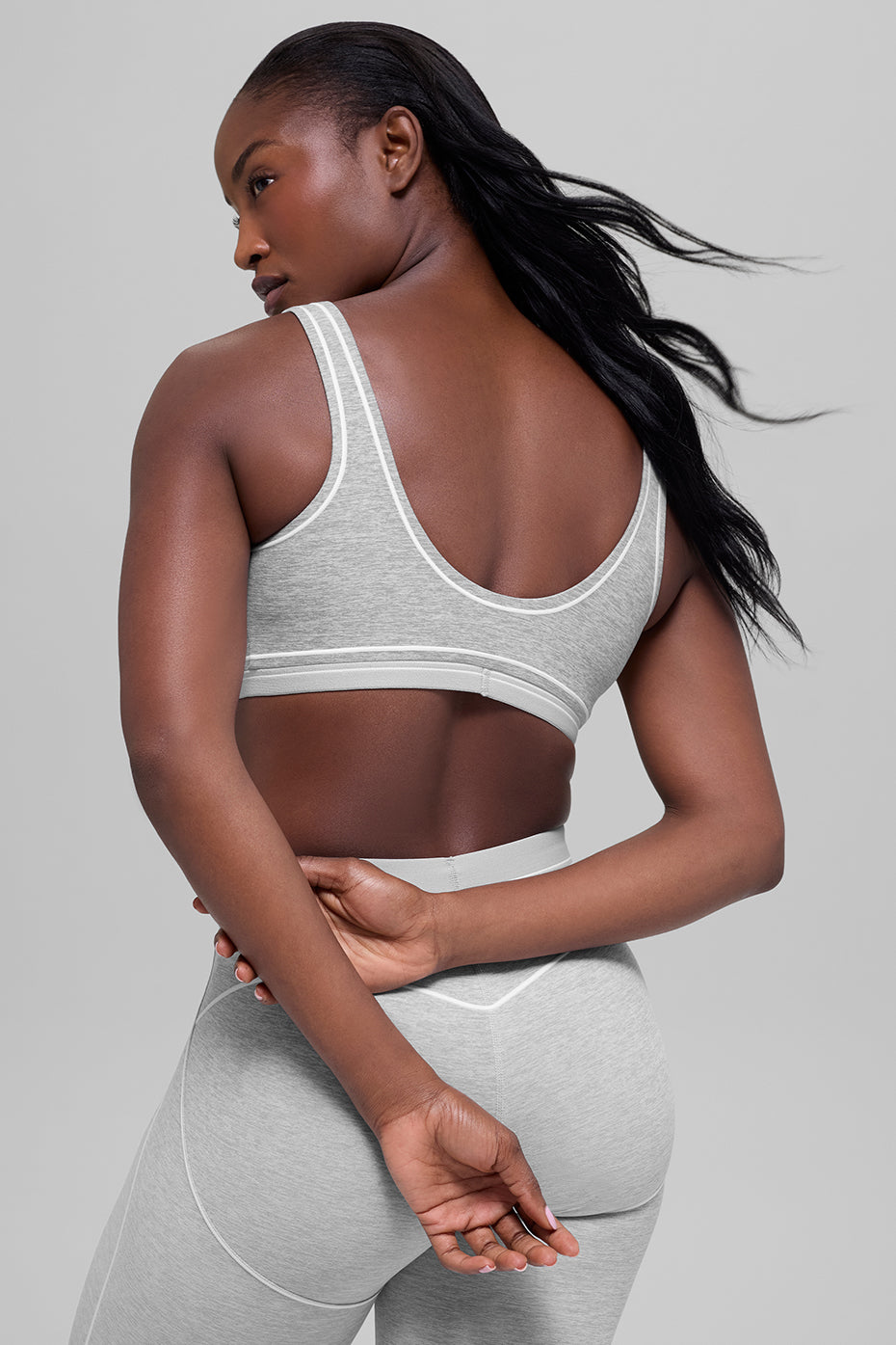 Alosoft Heart Throb Bra - Athletic Heather Grey/White — Alo Yoga | Authentic India