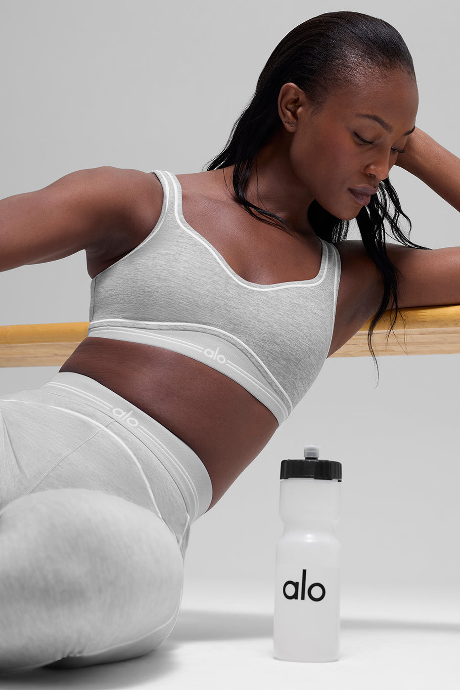 Alosoft Heart Throb Bra - Athletic Heather Grey/White — Alo Yoga | Authentic India