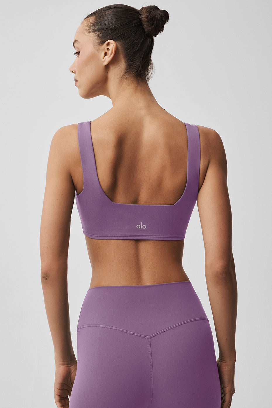 ALO Softsculpt Precision Bra - Plum Kiss — Alo Yoga | Authentic India