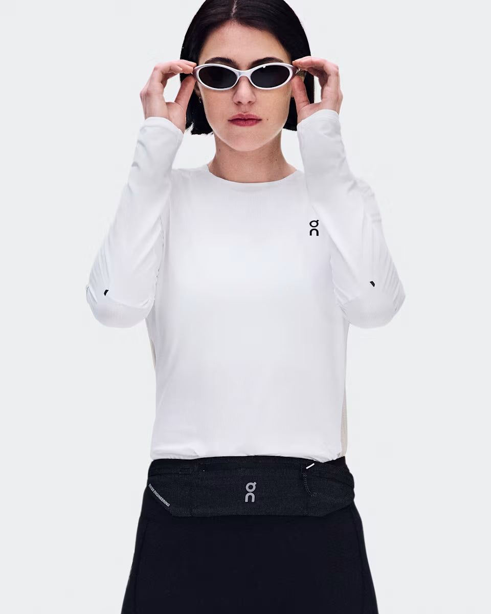 ON Performance Long-T White | Silver