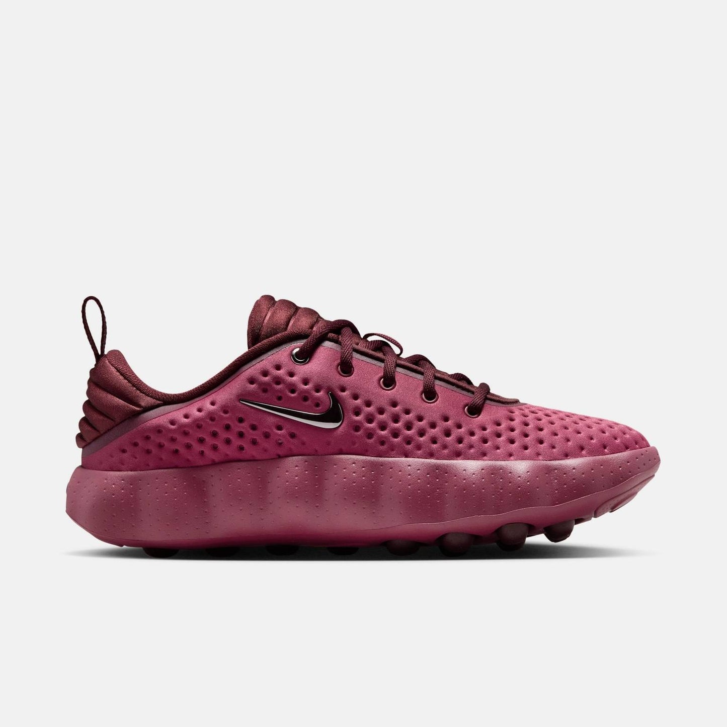 Nike Mind 002 Pink Smoke Mystic Dates