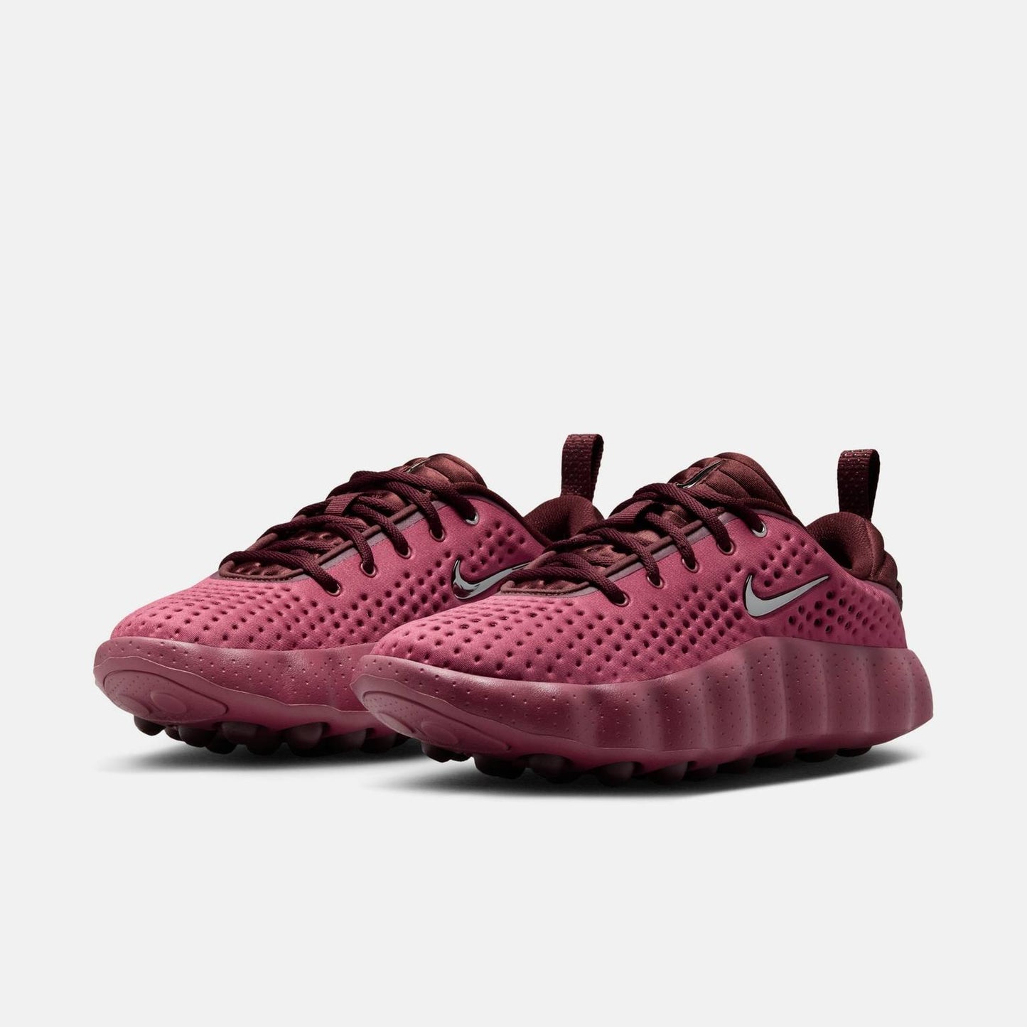 Nike Mind 002 Pink Smoke Mystic Dates