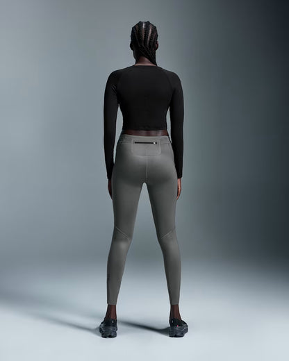 ON Studio Long-T Crop Black
