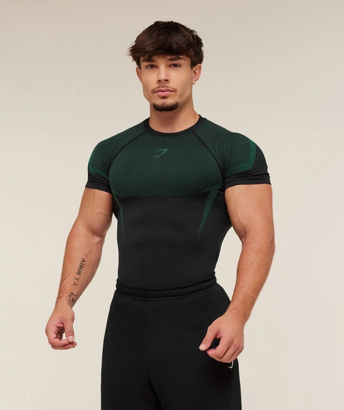 GYMSHARK Onyx 5.0 Seamless T-Shirt - Black/Lift Green