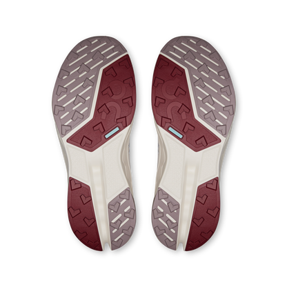 On Running Women's Cloudsurfer Trail 2 Lily | Gardenia