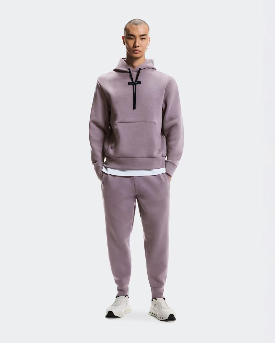 ON Focus Tech Sweatpants Dewberry — ON CLOTHING | Authentic India