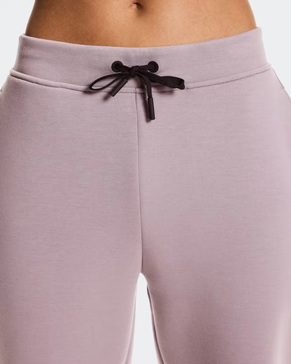 ON Focus Tech Sweatpants Heron — ON CLOTHING | Authentic India