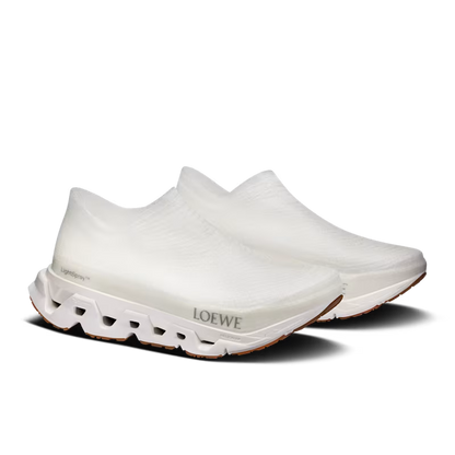 On Running LightSpray Cloudmonster LOEWE