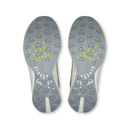 On Running Women's Cloudultra Peak Apollo | Aloe