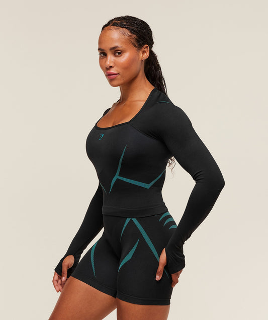 Women's Gymshark Apex Lift Seamless Long Sleeve Crop Top Black — Gymshark | Authentic India
