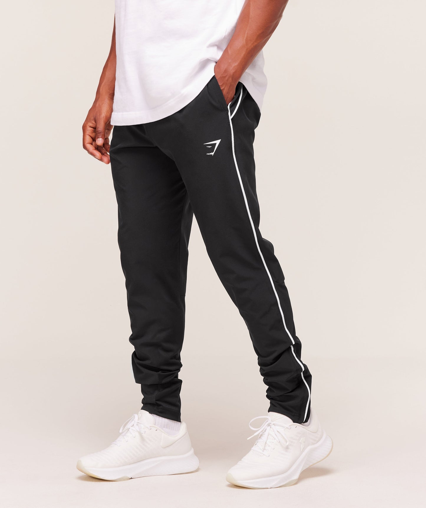 Gymshark Arrival Woven Block Joggers Black — Gymshark | Authentic India