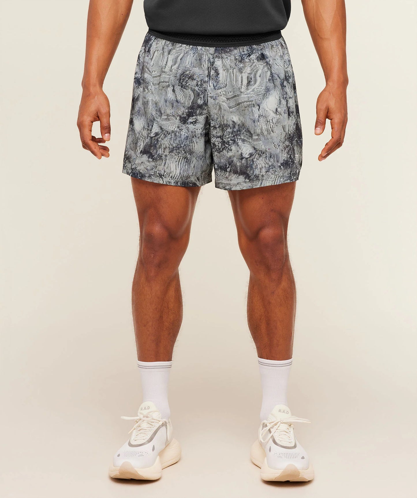 GYMSHARK Running 5 Shorts Grey — Gymshark | Authentic India