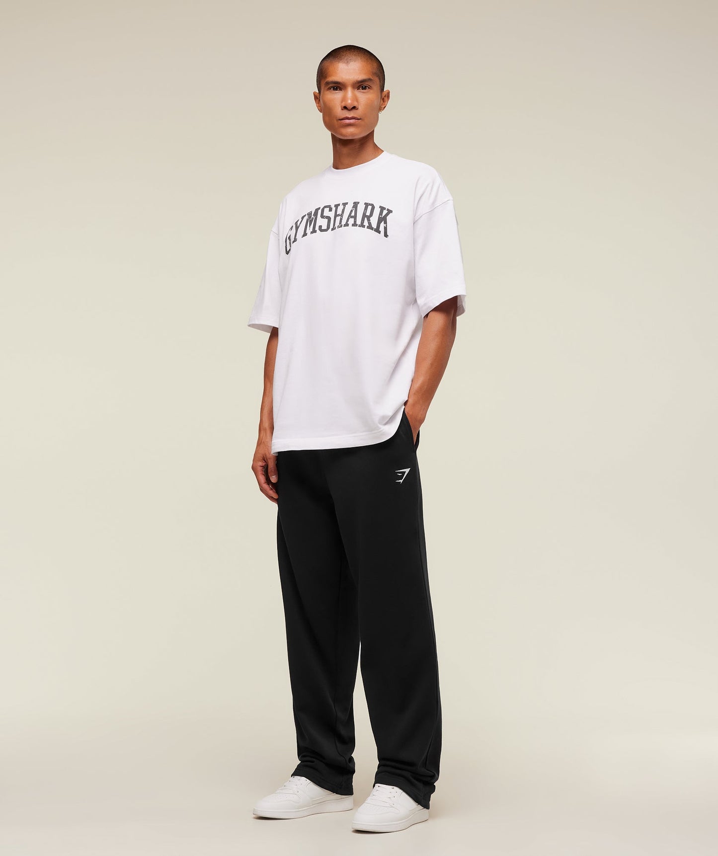 Gymshark Crest Straight Leg Jogger Tall Black — Gymshark | Authentic India