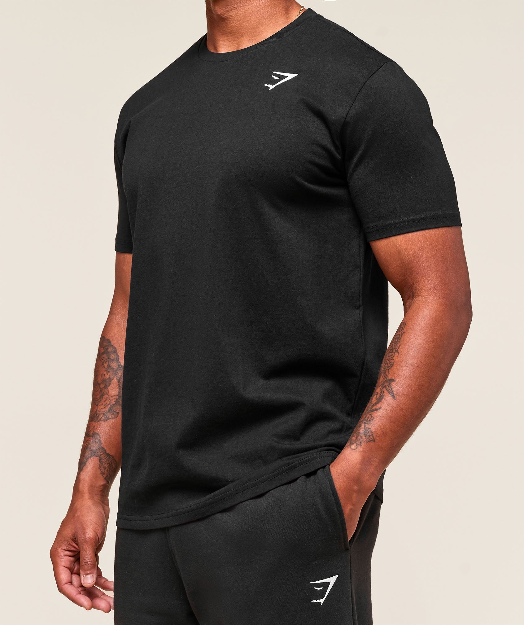 Gymshark Crest T-Shirt Black — Gymshark | Authentic India
