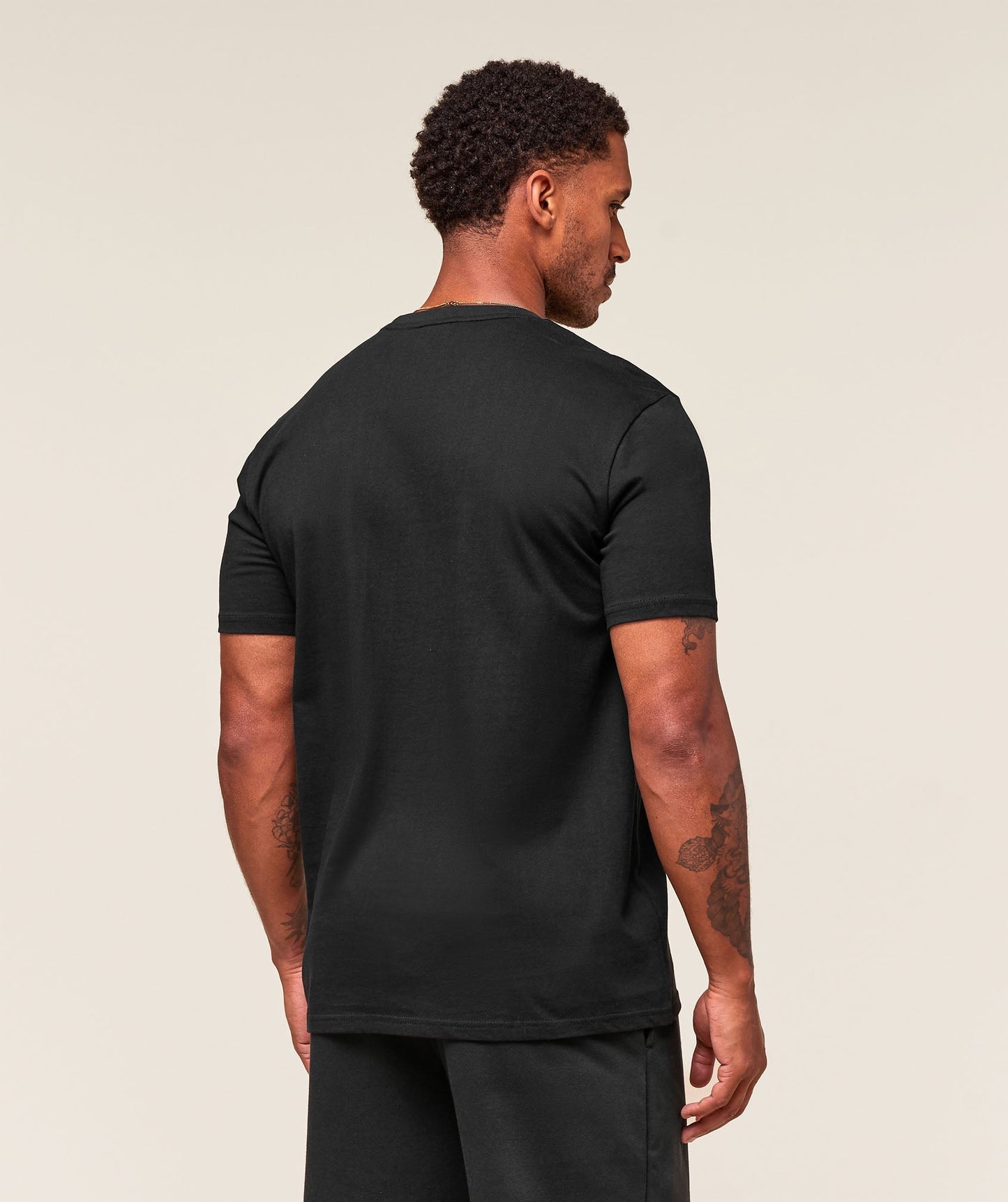Gymshark Crest T-Shirt Black — Gymshark | Authentic India