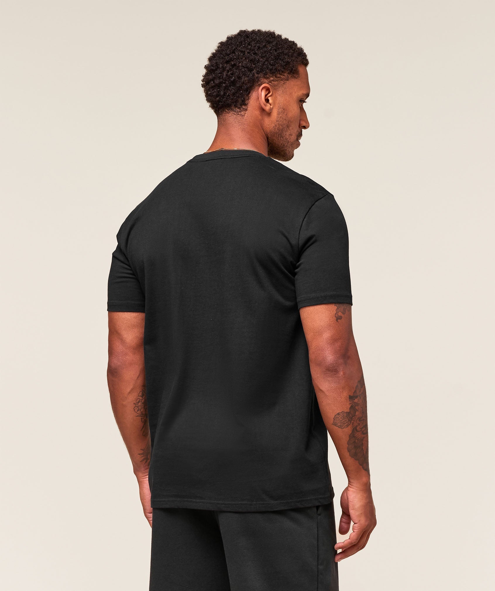 Gymshark Crest T-Shirt Black — Gymshark | Authentic India