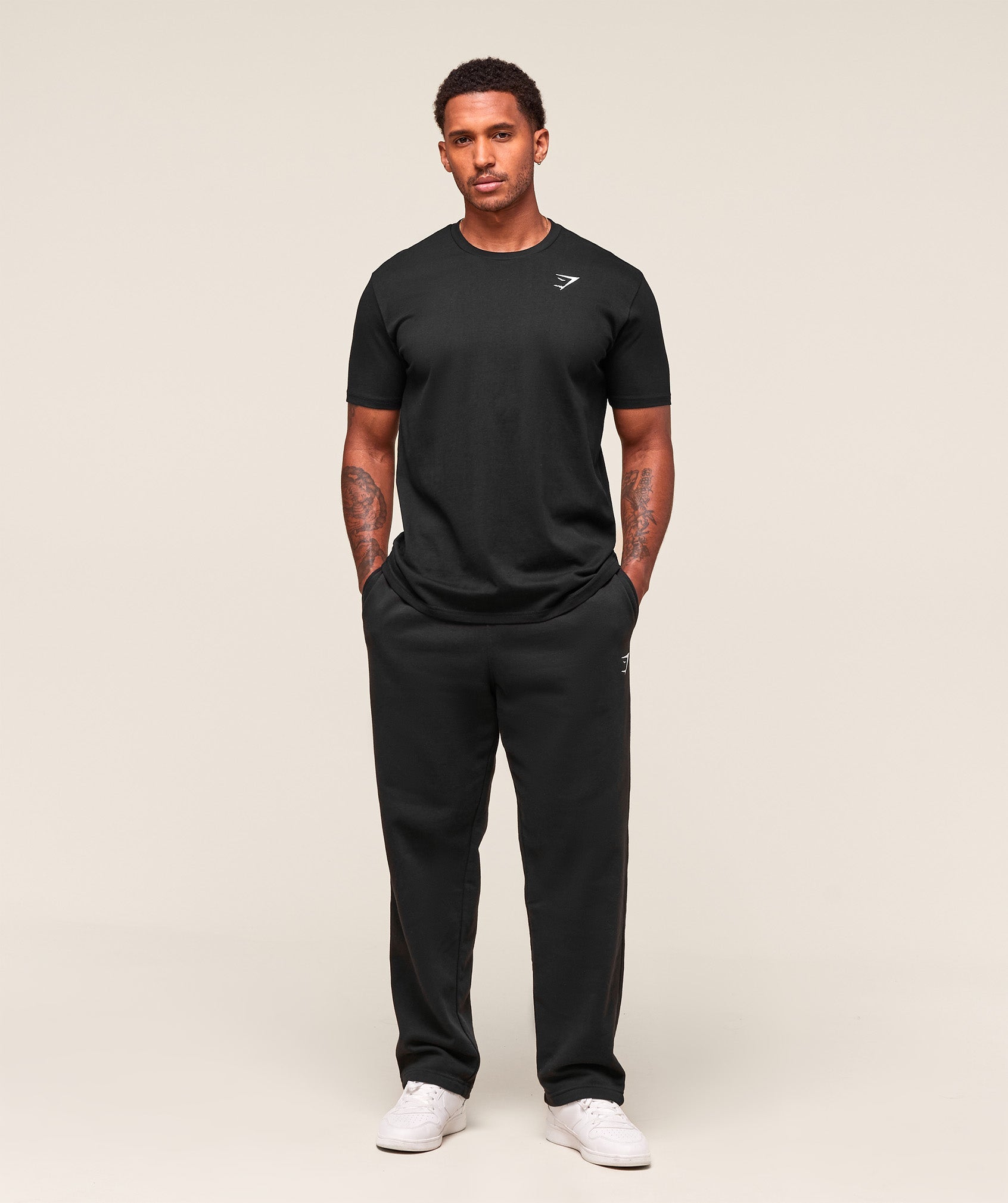 Gymshark Crest T-Shirt Black — Gymshark | Authentic India