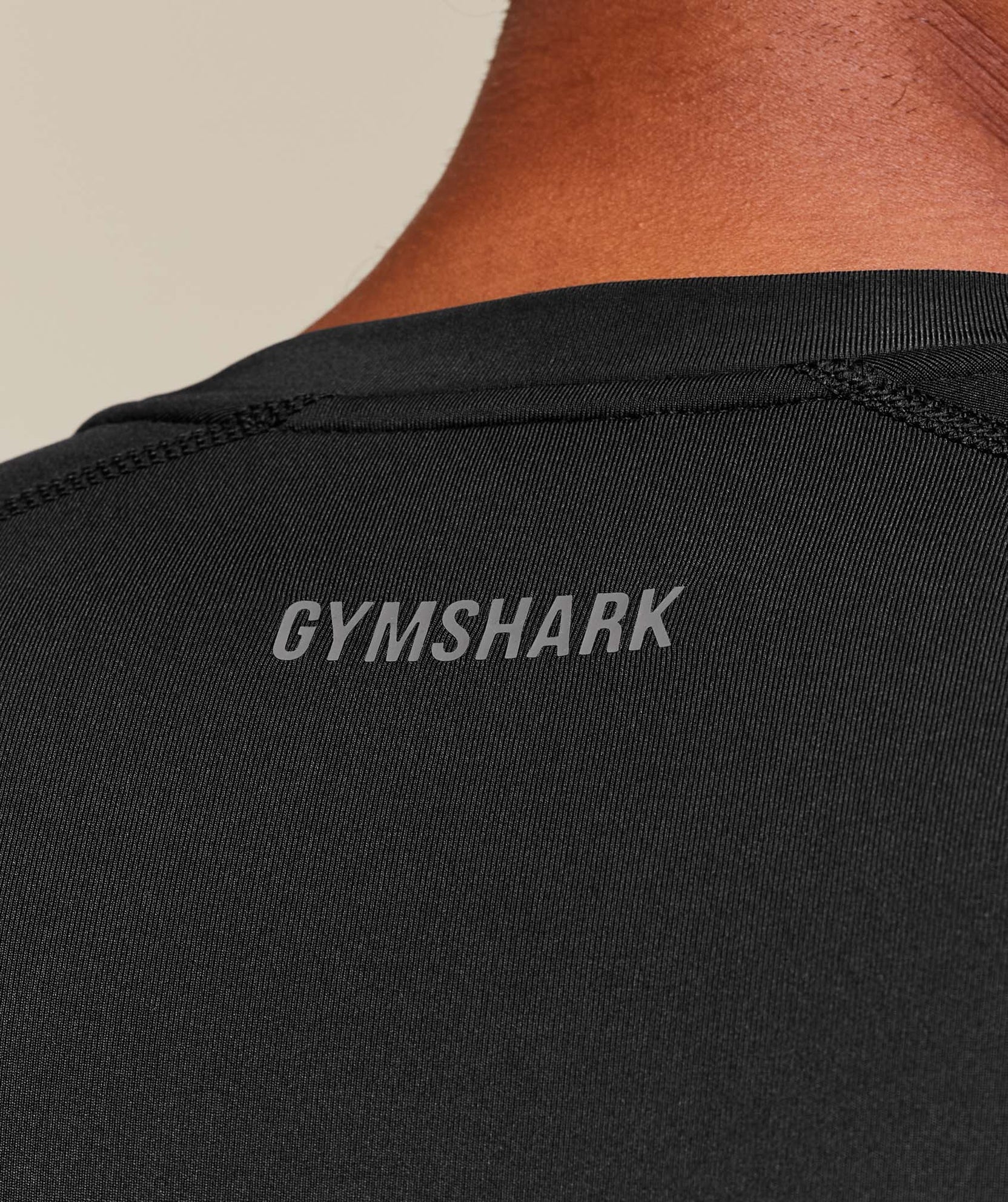 GYMSHARK Element Baselayer Long Sleeve T-Shirt Black — Gymshark | Authentic India