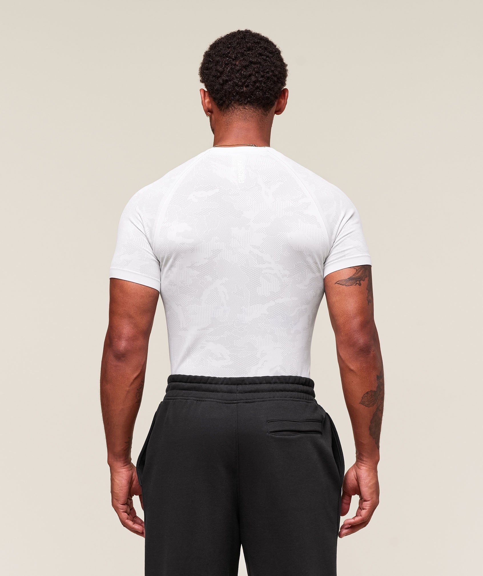 Gymshark Geo Seamless T-Shirt White — Gymshark | Authentic India