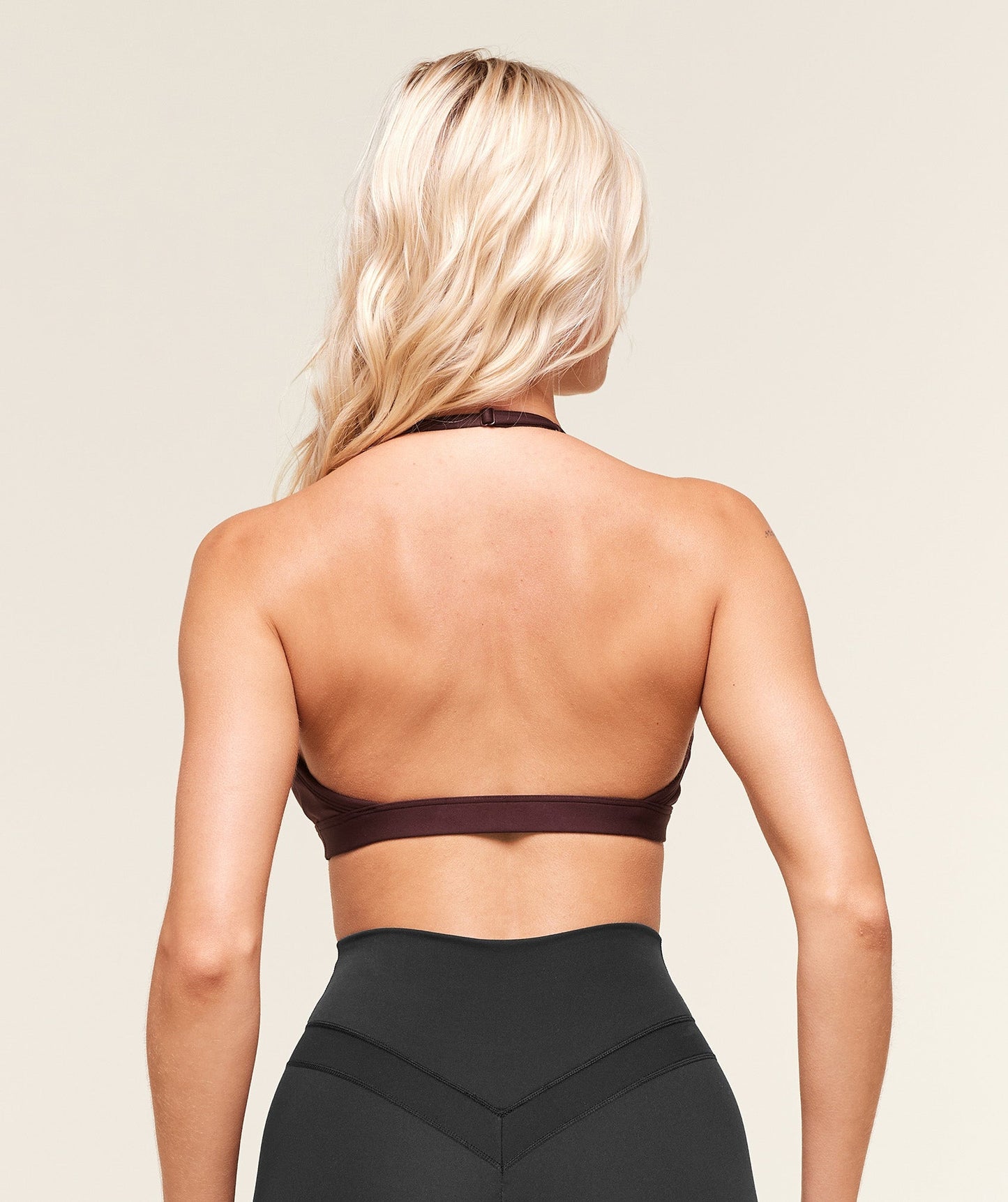 Women's Gymshark Minimal Halterneck Sports Bra Cherry Purple — Gymshark | Authentic India